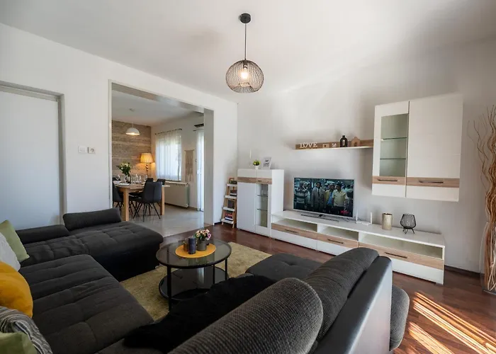 House Saraden